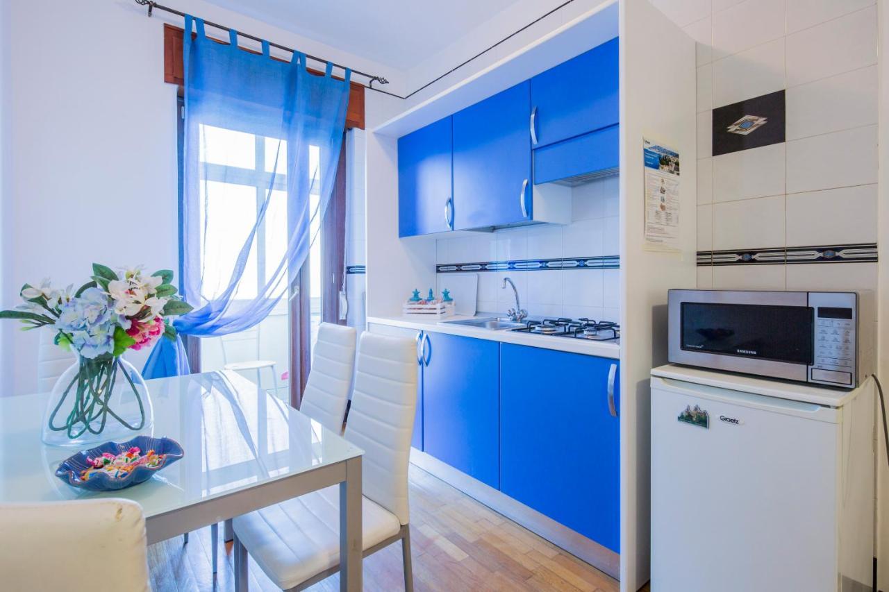 Апартаменти Casa Azzurra Сорренто Екстер'єр фото